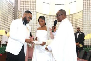 Christen In Love: Ogheci Nwaopora and Chimdi Iwuayanwu Seal Holy Matrimony In Lagos